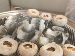 -围炉肉舍•炭烤活鳗•丹东海鲜烤肉(步行街店)