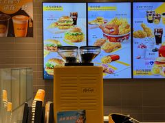 -麦当劳(轻轨曹杨路店)