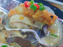 -亚龙湾亚泰商业街