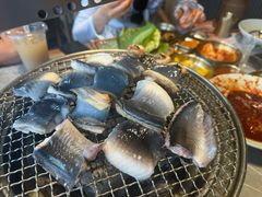 -草家酱蟹炭火烤肉店(珲春南路一店)