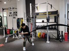 -汗水空间私教健身连锁(SM广场店)