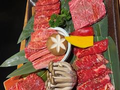-炼火烤肉店