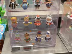 -泡泡玛特POPMART (北京超极合生汇店)