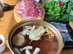 -慢丽江·云南野生菌土鸡锅(西山店)