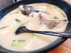 鱼汤-外婆船宴餐厅·外婆喊你回家吃饭