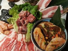 -嘿嘟嘟·肋条烧肉放题(爱融荟城店)