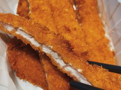 馋嘴炸猪排-馋三尺蟹粉小笼(人民广场店)