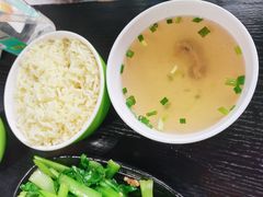 油鸡饭-绿柠食堂(北外滩店)