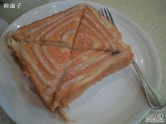 奶花多士（上面是花生酱）-甜蜜蜜港式茶餐厅(虹梅店)