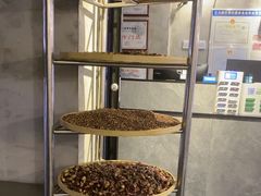 -鹿鸣山草本茶香火锅(园西路店)