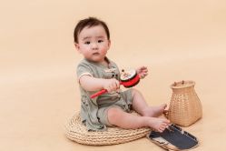 -小熊维尼高端儿童摄影(南山店)