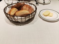 -Wolfgang’s Steakhouse 沃夫冈牛排馆(上海白玉兰广场店)