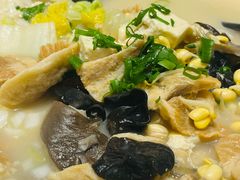 -郑庄脂渣海鲜楼(九水路店)