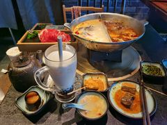 -湊湊火锅·茶憩(新中关购物中心店)