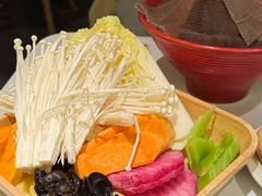 -左庭右院鲜牛肉火锅(七宝领展广场店)