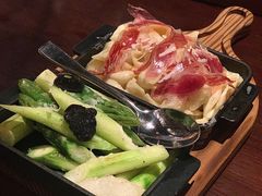 -恰餐厅及酒吧 CHAR Bar & Grill (北京丽都皇冠假日店)