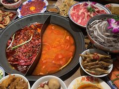 -萍姐火锅·公路夜市(武汉首店)