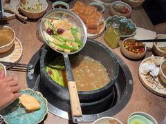 -蘑界·野生菌火锅(深业上城店)