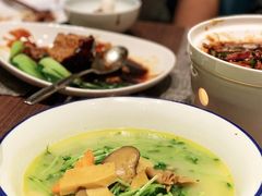 松茸浸菜苗-十里弄堂(K11店)
