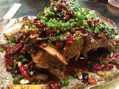 -石磨豆花家常菜·牦牛排土火锅