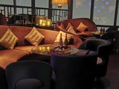 -大连君悦酒店 · VIVA(星海广场店)