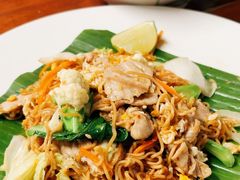 -Kat's Kitchen