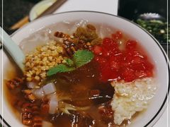 -洪氏嗨捞·猪肚鸡火锅(阳光天地店)
