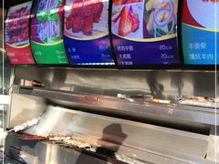 -怡妮新疆风味餐厅(东江湾路店)