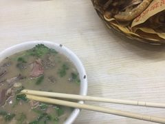 -洪峰浩老北京烧饼夹肉(角门路店)