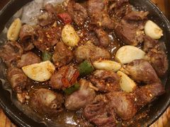 -老东镇啤酒屋海鲜加工·蒸汽海鲜·海鲜烧烤(台东店)