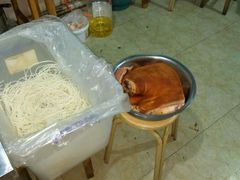 -巍山火巴肉饵丝(大理古城店)