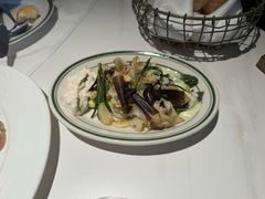 -Mogul Eatery·大亨餐酒馆