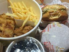 -麦当劳(乳山路店)