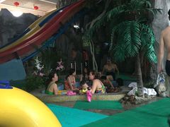 -兴芮温泉度假区