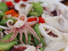 -黄记四更烤乳猪店