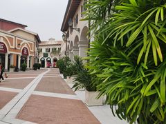 -佛罗伦萨小镇广佛名品奥特莱斯(疏港路店)