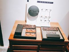 -目艮眼镜SHOWROOM(品牌集合店)