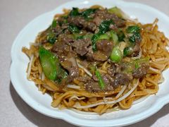 招牌湿炒牛河-潮泰牛肉火锅 · 创于1992年(车公庙店)