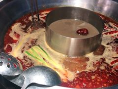 -王婆乔鲜鱼自助火锅(蜀汉路店)