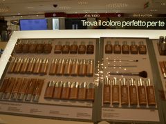 -文艺复兴百货(米兰大教堂广场店)