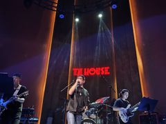 -TZ House音乐现场(来福士中心店)