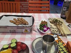 -路边羊烧烤酒场(宝带路店)