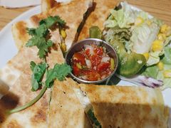 -HELLO 27 意面·沙拉·帕尼尼