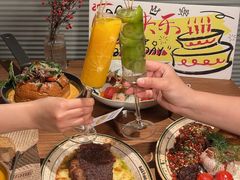 -芭莉与彩虹西餐厅(成都合生汇店)