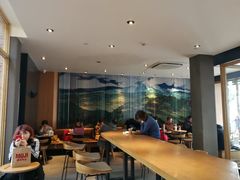 大堂-星巴克(人民公园店)