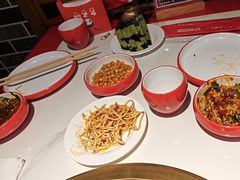 -欠火锅·水牛毛肚·团建聚餐·生日宴(何山路店)