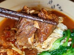 -方铲铲·成都板凳面(滨江银泰店)