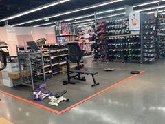 -迪卡侬(西三旗店)