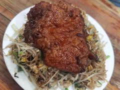 肉丝炒粉干加大排-凡老头米线砂锅(古荡新村西粮站)