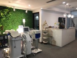 -YooMee优美智能科技美肤机构